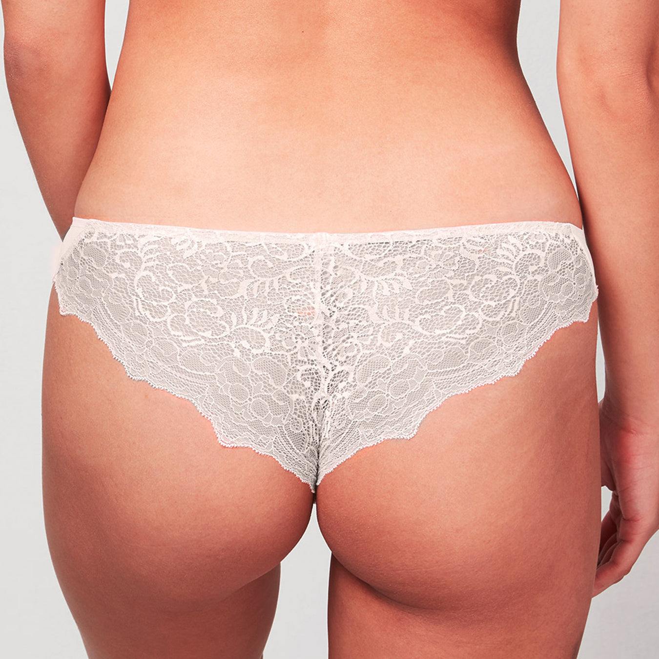 Crosby Scalloped Cheeky

 Panties Worth a Double Take.

Our Crosby Scalloped Cheeky is sure to be remembered with a stunning all-over lace back and scalloped edges. This semi-sheer panty iCrosby Scalloped Cheeky