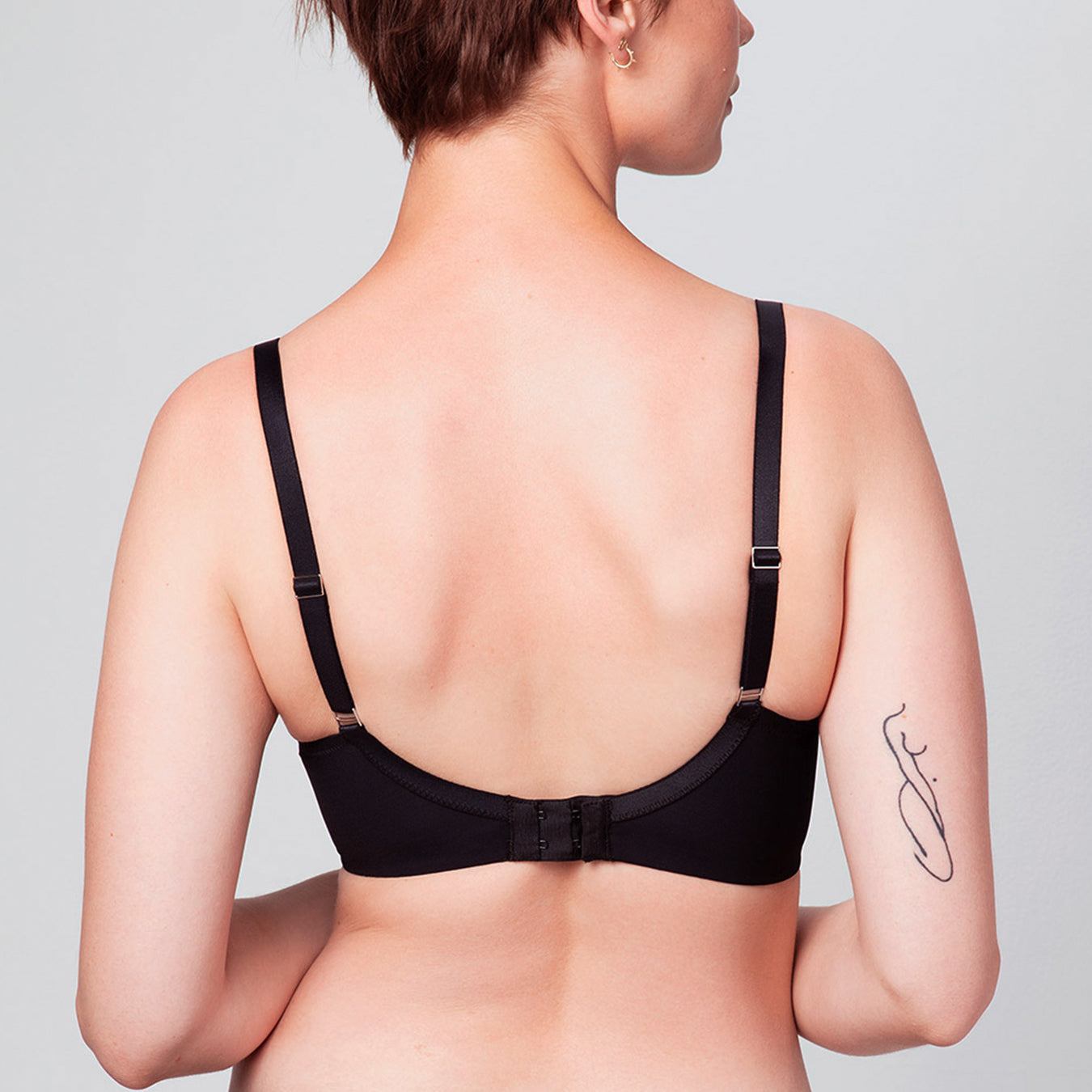 Crosby Demi Bra

Support, Meet Liberation.

Everyday deserves a kick into high gear. The Crosby Demi Bra features Italian lace insets, custom-designed underwire, and unlined cups tCrosby Demi Bra